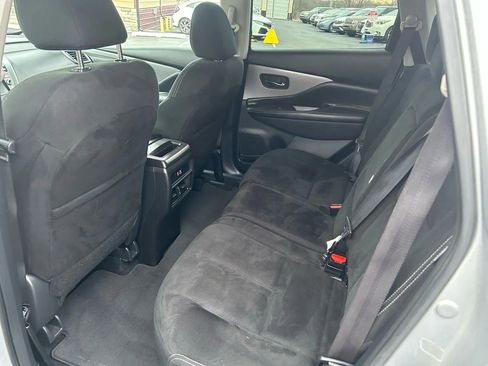 Used 2020 Nissan Murano SV image 28