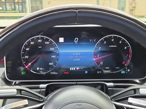 Used 2023 Mercedes-Benz S 580 4MATIC Sedan w/ Warmth & Comfort Package image 26