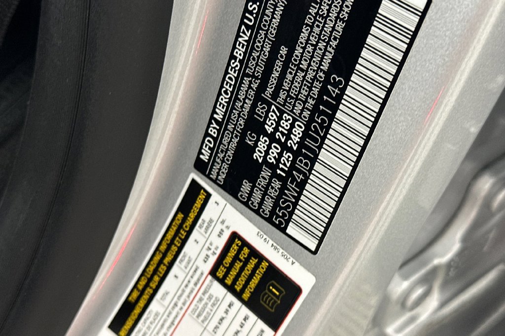 Certified 2018 Mercedes-Benz C 300 Sedan image 38