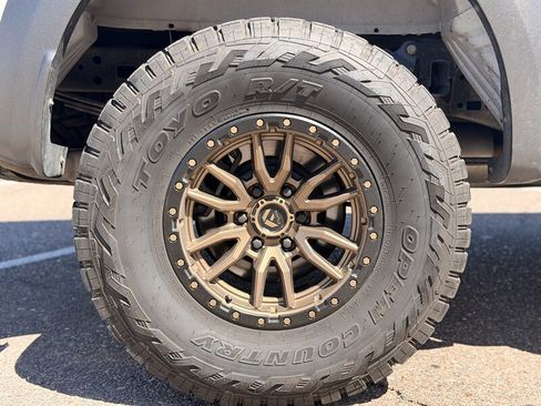 Used 2018 Ford F150 Raptor w/ Equipment Group 802A Luxury image 11