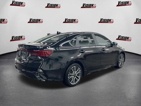 Used 2024 Kia Forte GT-Line w/ GT-Line Premium Package image 5