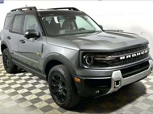New 2025 Ford Bronco Sport Badlands w/ Badlands Tech Package AWD/4WD image 2