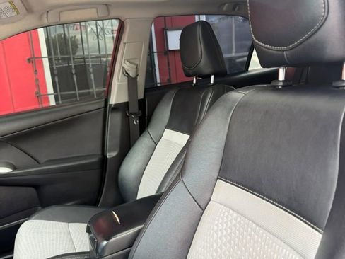 Used 2013 Toyota Camry SE FWD image 8