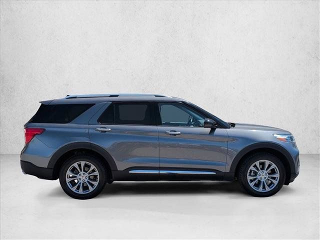 Used 2021 Ford Explorer Limited w/ Equipment Group 301A AWD/4WD image 4