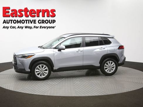 Used 2024 Toyota Corolla Cross LE image 54