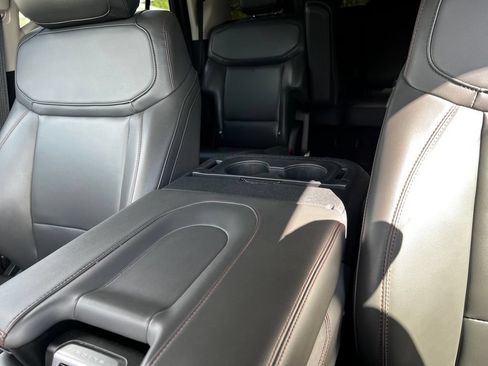 Used 2025 Ford Expedition Max Active AWD/4WD image 21