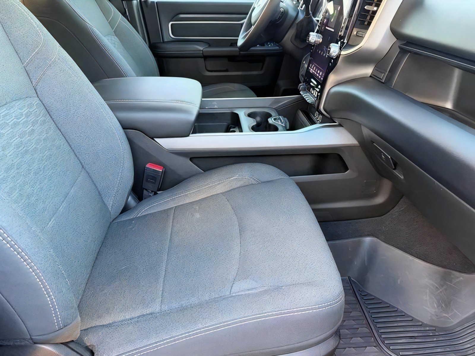 Used 2026 RAM 2500 Big Horn AWD/4WD image 9