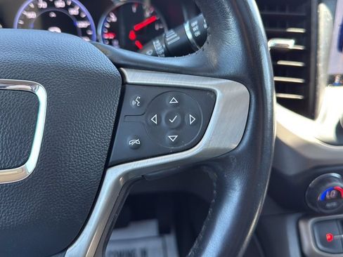 Used 2022 GMC Acadia Denali w/ GMC Pro Grade Package AWD/4WD image 37