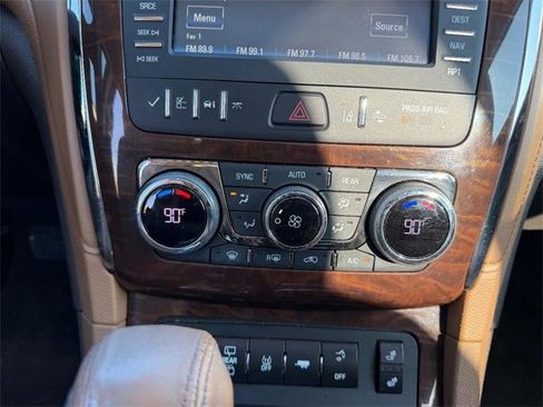 Used 2014 Buick Enclave Leather w/ Trailering Provision Package image 18