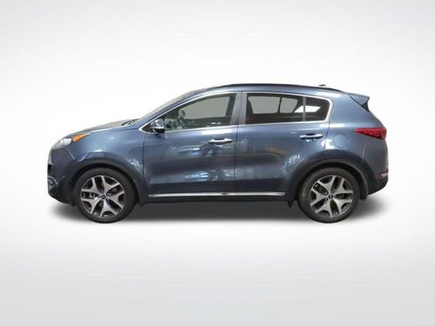 Used 2018 Kia Sportage SX image 2