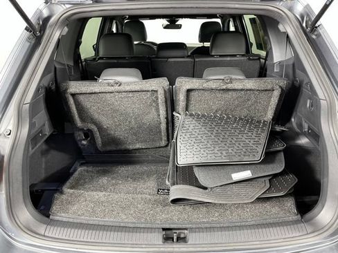 Used 2023 Volkswagen Tiguan SE R-Line FWD image 47