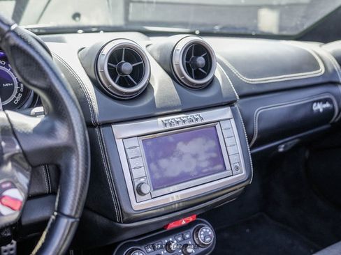 Used 2012 Ferrari California RWD image 47