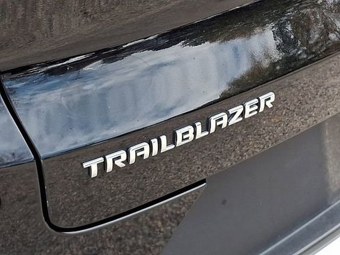Used 2023 Chevrolet TrailBlazer LT w/ Convenience Package image 38