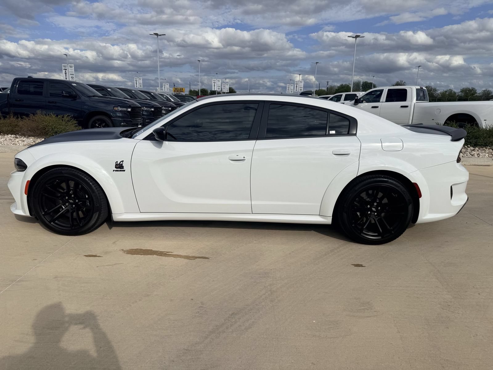 Used 2023 Dodge Charger Scat Pack RWD image 8