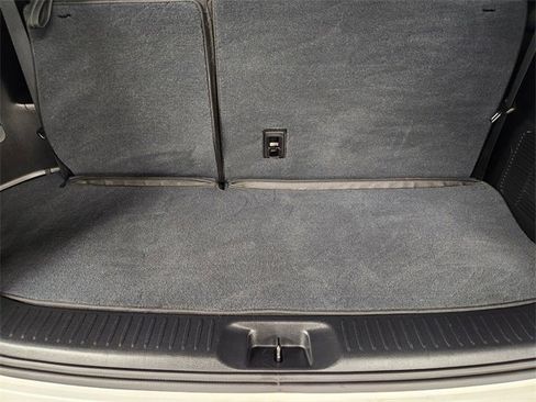 Used 2015 Toyota Highlander XLE image 34