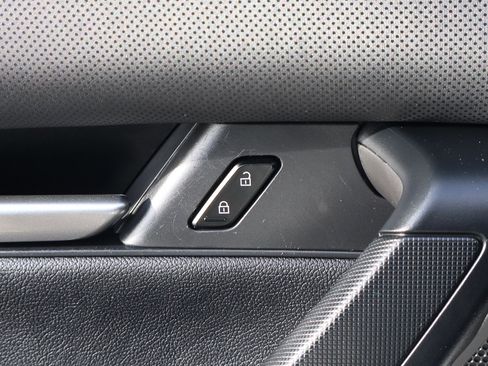 Used 2025 MAZDA CX-50 AWD 2.5 S w/ Preferred Package image 15