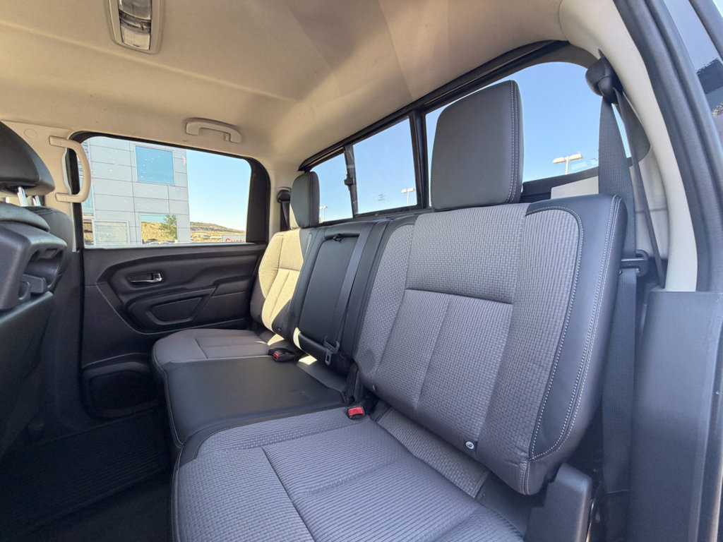 Used 2018 Nissan Titan S w/ S Utility Package AWD/4WD image 11