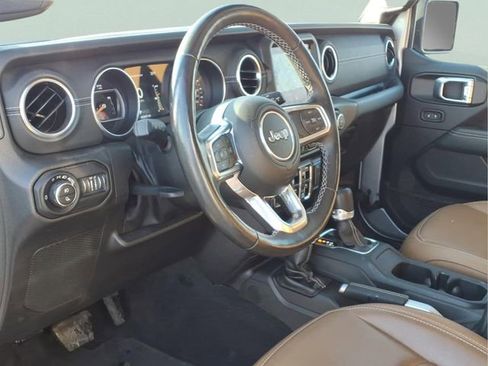 Used 2022 Jeep Gladiator Overland w/ Popular Equipment Package image 8