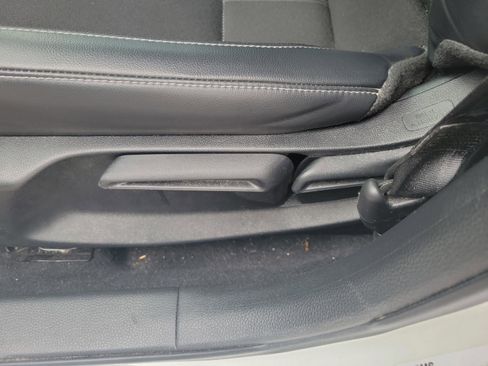 Used 2023 Honda Civic Sport image 15