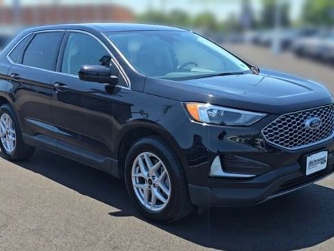 Certified 2024 Ford Edge SEL AWD/4WD image 3