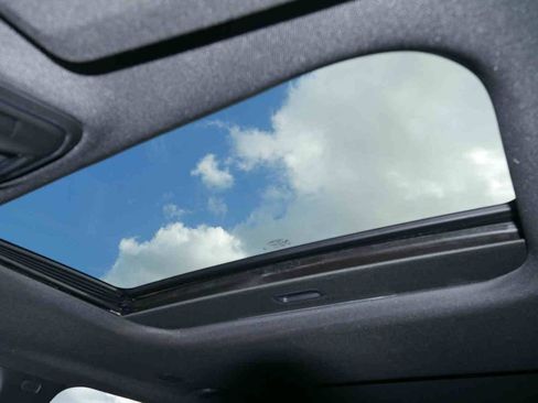 Used 2025 Jeep Grand Cherokee L Laredo w/ Trailer Tow Package image 33