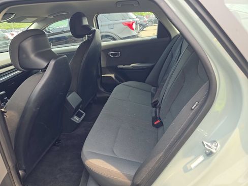 Used 2025 Kia K4 FWD image 4