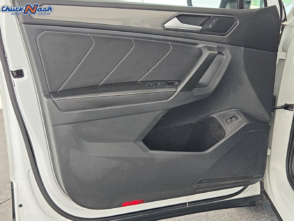 Used 2022 Volkswagen Tiguan SE FWD image 27