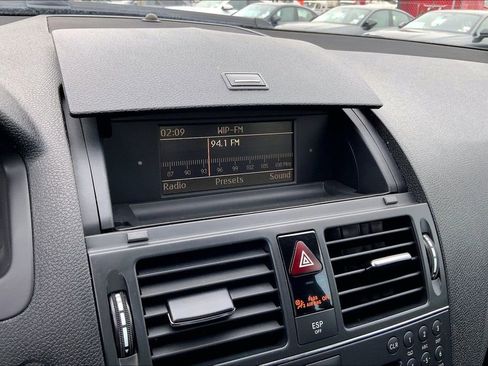 Used 2008 Mercedes-Benz C 300 Sedan image 29
