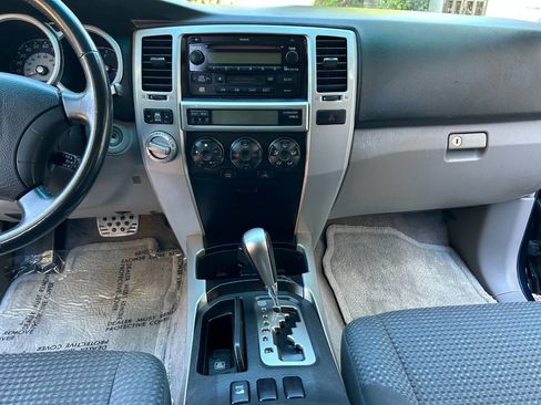 Used 2005 Toyota 4Runner Sport image 37