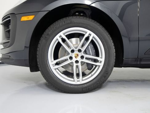 New 2026 Porsche Macan AWD/4WD image 14