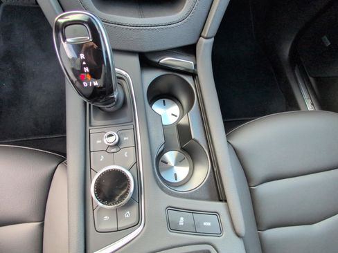 New 2025 Cadillac XT5 Luxury image 24