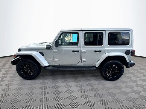 Used 2022 Jeep Wrangler Unlimited Sahara w/ Cold Weather Group image 9