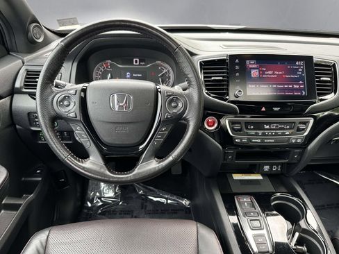 Certified 2022 Honda Ridgeline Black Edition image 3