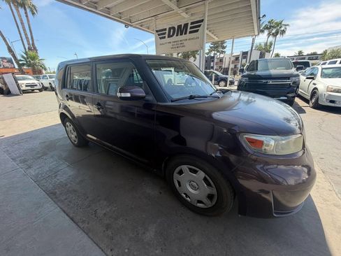 Used 2009 Scion xB image 2