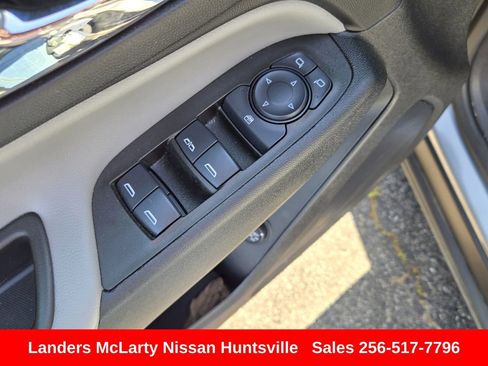 Used 2024 Chevrolet Equinox LT AWD/4WD image 22