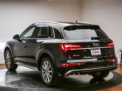 Certified 2022 Audi SQ5 Premium Plus w/ Premium Plus Package AWD/4WD image 5