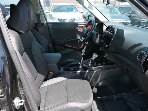 Used 2023 Kia Soul GT-Line FWD image 25