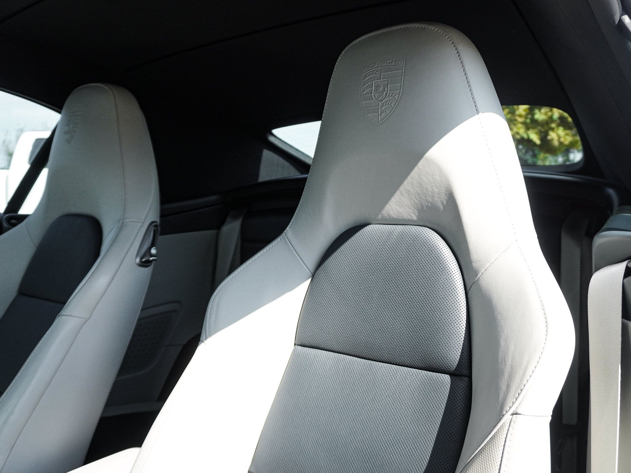 Used 2019 Porsche 911 Turbo S AWD/4WD image 16