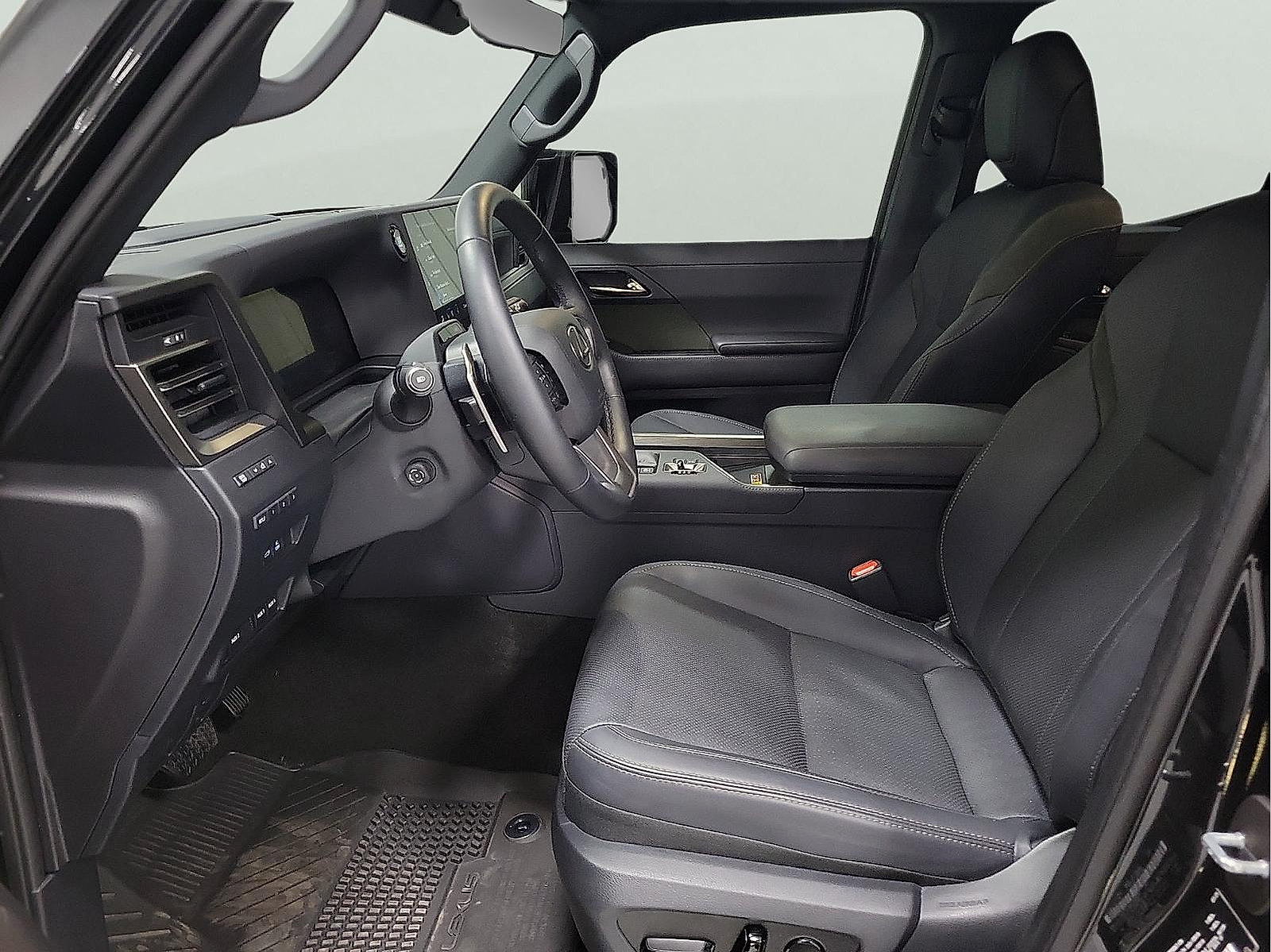 Used 2025 Lexus GX 550 AWD/4WD image 11