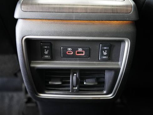 Used 2019 Nissan Murano Platinum w/ Cargo Package FWD image 34