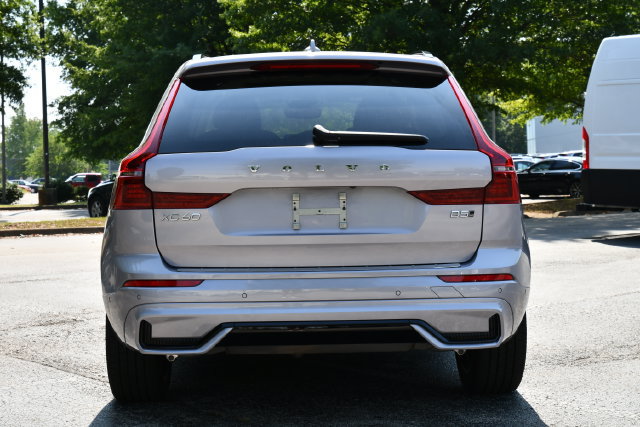 Certified 2026 Volvo XC60 B5 Plus AWD/4WD image 4