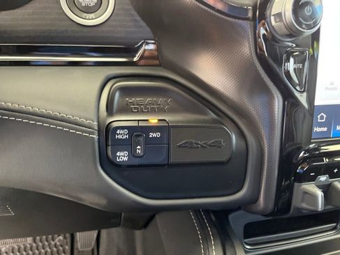 New 2024 RAM 2500 Limited image 8