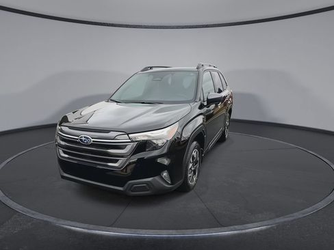 Used 2026 Subaru Forester Premium AWD/4WD image 4