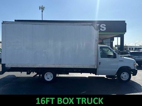 Used 2019 Ford E-350 and Econoline 350 Super Duty RWD image 1
