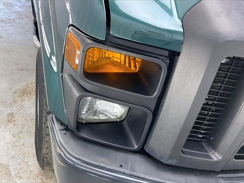 Used 2009 Ford F350 XL image 25