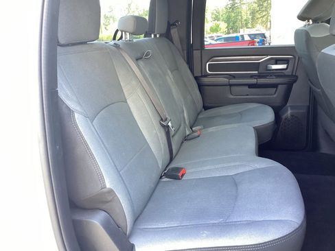 Used 2024 RAM 2500 Big Horn AWD/4WD image 19