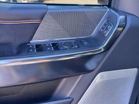 Used 2024 Ford F350 Platinum w/ Tremor Off-Road Package image 10