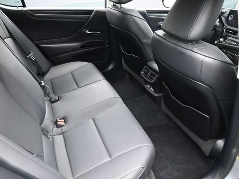Used 2022 Lexus ES 350 w/ ES 350 Ultra Luxury Package FWD image 18