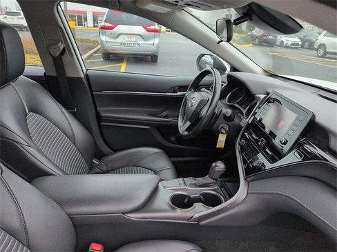 Certified 2023 Toyota Camry SE image 10