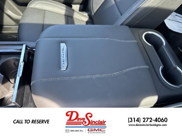 New 2027 GMC Yukon Denali w/ Denali Reserve Package AWD/4WD image 21